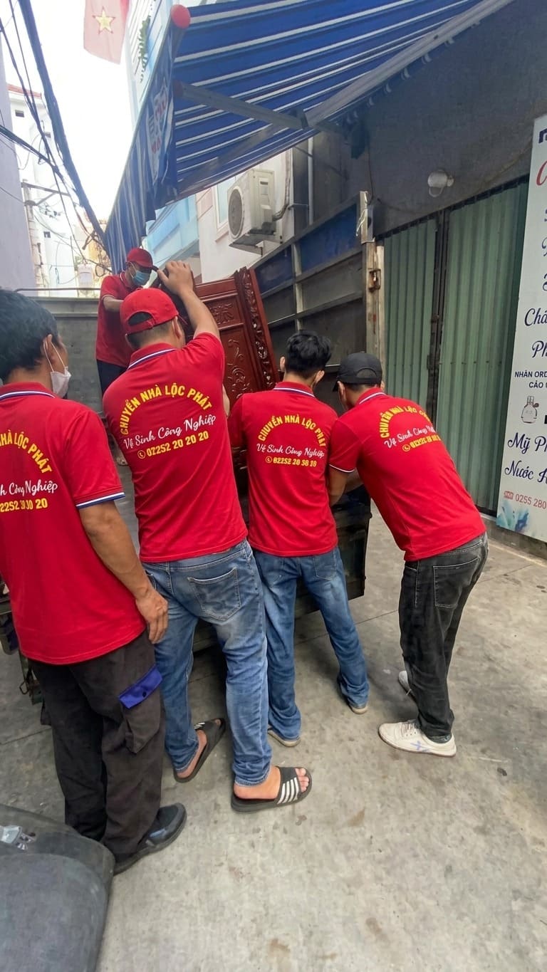 chuyển nhà có nhân viên đến khảo sát không